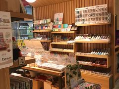 -百新书局(尚悦湾店)