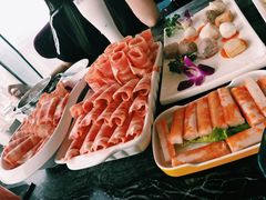 -云中捞高空旋转餐厅(商茂世纪广场店)