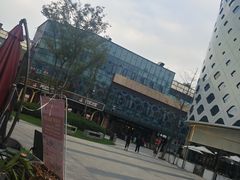 -宝龙城(杭州滨江店)