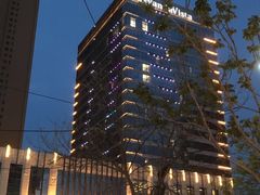 -美食汇自助餐厅(兰州万达文华酒店)