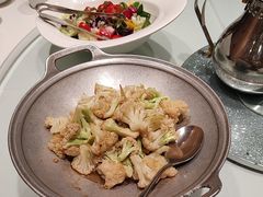 -海派美食·家宴海鲜青岛菜·石锅鲽鱼头(东方城店)