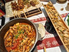-刘姐啤酒鱼民族演艺餐厅(西街总店)