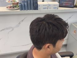 -尤司男士国潮理发馆