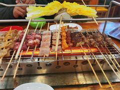 -哈尔滨小酒馆·鲜肉现穿自助烧烤(康新花园店)