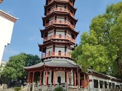 -绳金塔