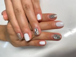 -Meet Nail 美睫·美甲