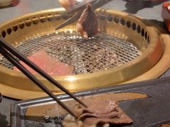 -铭牛烧肉·和牛海鲜自助(高新月牙湖店)