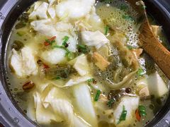 -周鱼小馆石锅酸菜鱼(活力汇店)