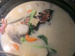 千岛湖鱼头汤-外婆家(杭州马塍店·杭帮菜名店)