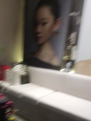 -LIIZ肖像(悦动新门西店)