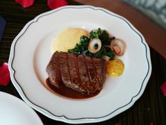 -福楼毕斯罗F Bistronome(国贸商城约会地标景观店)
