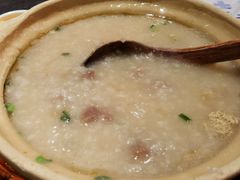 潮界生滚牛肉粥-潮界(虹桥新天地店)