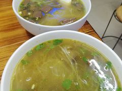 -黄阿姨锅贴大王(万航渡路店)