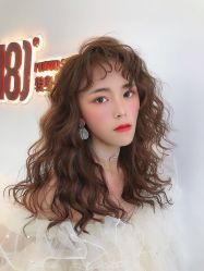 -银星女王公园发型艺术沙龙