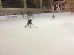 -冠军冰场(环球中心店)