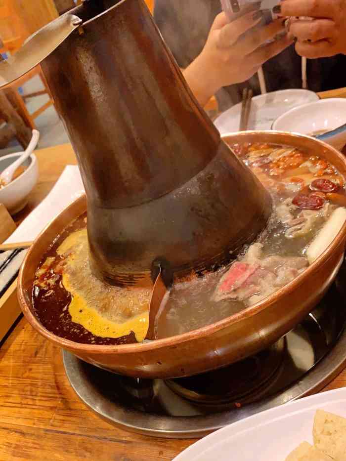 左记清真炭火锅(安宁街店)-"左记清真碳火锅,在安宁街83号,从新阳路.