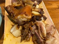 石头烤牛窝骨-蒙艾里民族传统菜蒙餐