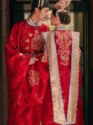 -拾年·定制婚纱摄影