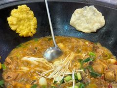 -鲁员外地锅鸡地锅鱼(古墩路店)
