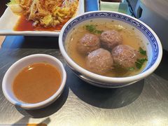 手打牛肉丸-潮界(虹桥新天地店)