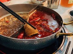 -憨铁匠老火锅(龙岗万科里店)