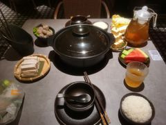 -罗勒家·养生火锅· Bistro(大望路店)