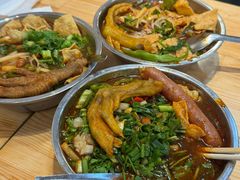 -柳州肥姨妈大骨螺蛳粉(东靖路店)