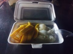 iphone_upload_pic-芒果糯米饭摊子