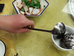 -东巴谷野生菌火锅餐厅