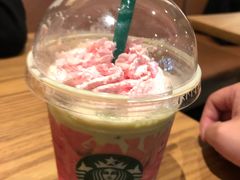 -星巴克(重庆火车北站北广场II店)