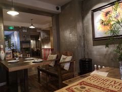 -HIGH FIVE哈福手工汉堡(桂林路店)