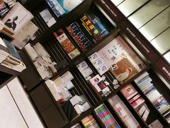 -诚品(信义店)