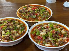 -歹歹的加个面过油肉拌面
