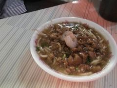 -六合夜市