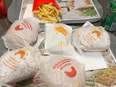 -麦当劳(保利若比邻店)