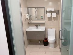 -鑫雅居公寓(广州南站地铁站店)