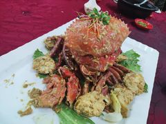 咸蛋黄焗螃蟹-东升园海鲜家