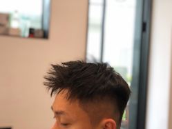 -潮沙龙剪发烫发染发