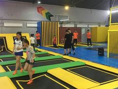 -Bounce Factory反弹工厂蹦床公园(群力店)