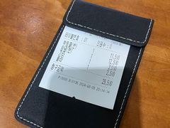 -BHC炸鸡(明洞总店)