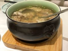 山泉水土猪肉汤-老湘亲·品鉴湘菜(湖里店)