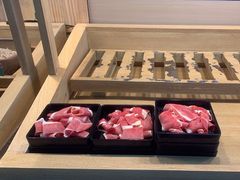-爱伲牛肉火锅自助(景洪店)