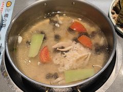 -椰小鸡·琼州糟粕醋·火锅(美兰缤纷城店)