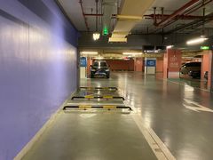 -上海来福士广场-停车场