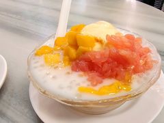 杨枝金露-芬芳甜品(同福路店)