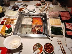 -海底捞火锅鲜切牛肉主题店(长寿路店)