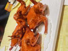 招牌烤乳鸽-石岐佬中山菜馆(张溪店)