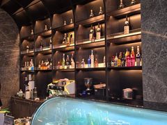 -星河吉酒店-BOND大堂吧·咖啡·简餐