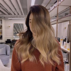 -MODEL'S HAIR