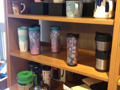 零售区-星巴克(汾阳路店)
